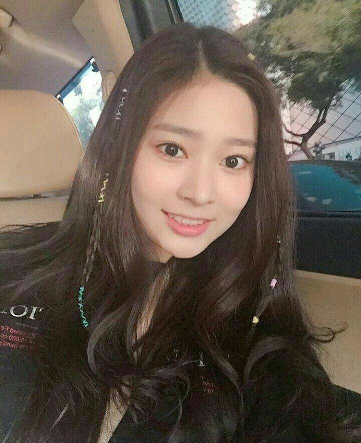아이즈원 김민주 최애사진