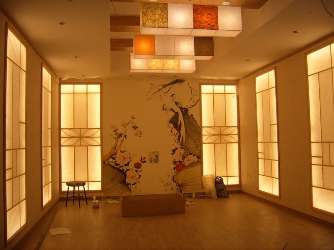 한지로 만든 감성 인테리어 소품, 집 안 분위기를 바꾸다