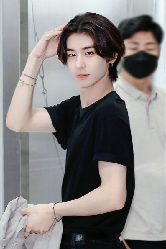 보이넥스트도어 이한 프로필