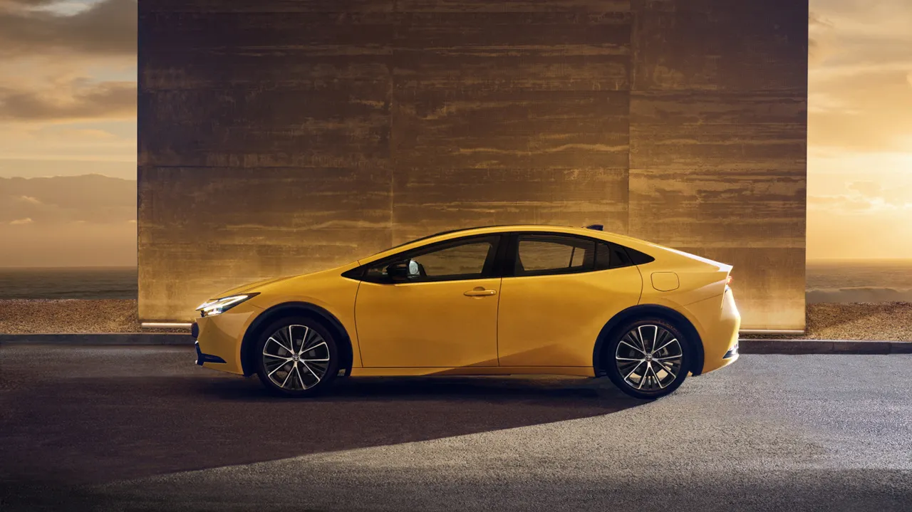 토요타 프리우스 하이브리드 자동차 이미지