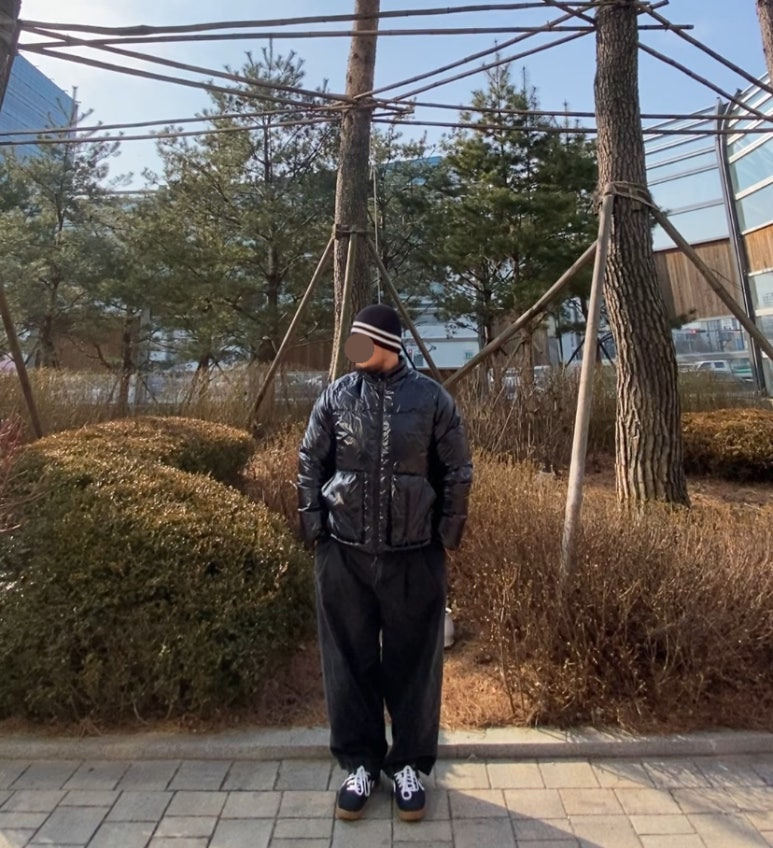 데일리룩('26.1.14.)루오에스펙 울니트비니 울버킷햇 울비니, 마뗑킴 점퍼 패딩 숏패딩 유광패딩 유광점퍼 숏점퍼, 무신사스탠다드 벌룬 팬츠, 컨버스 올스타 클래식 트레이너 옥스