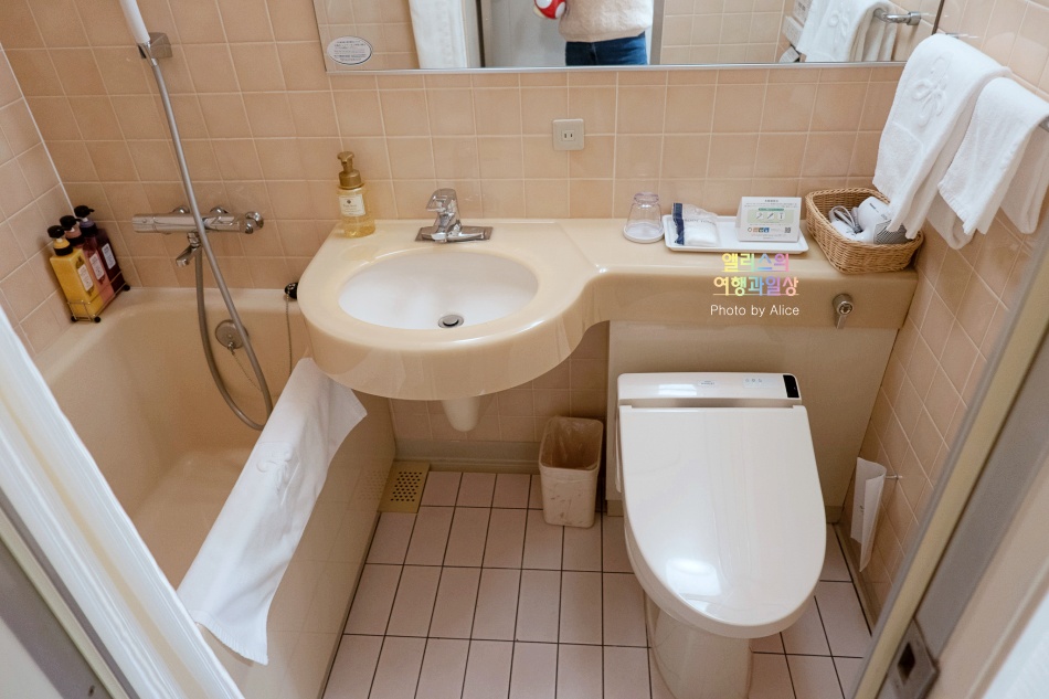 우메다 역 근처 위치 좋은 뉴 한큐 오사카 호텔 스탠다드 싱글룸 솔직후기