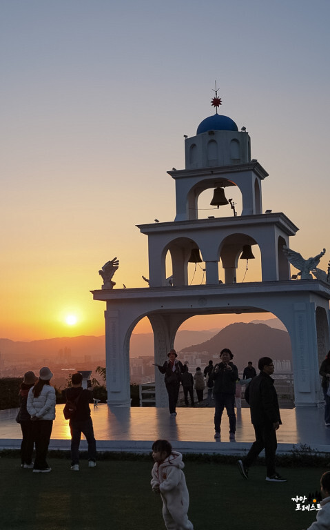 춘천 산토리니 카페 전망대