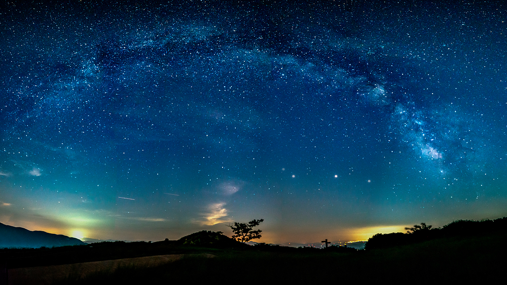 에너지 성능 지표는 환경 문제와 에너지 비용의 증가로 인해 점점 더 중요해지고 있습니다. 지구 온난화와 같은 문제로 인해 친환경적이고 지속 가능한 에너지 소비가 필요합니다.