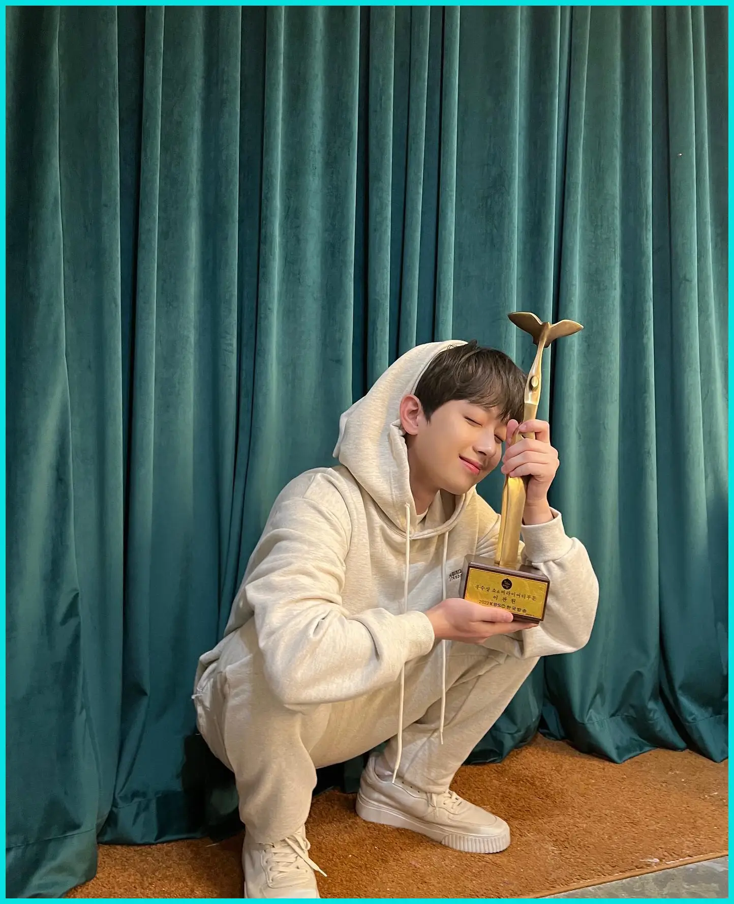 이찬원 나이 프로필 키 노래모음 학력 고향 가족 팬카페