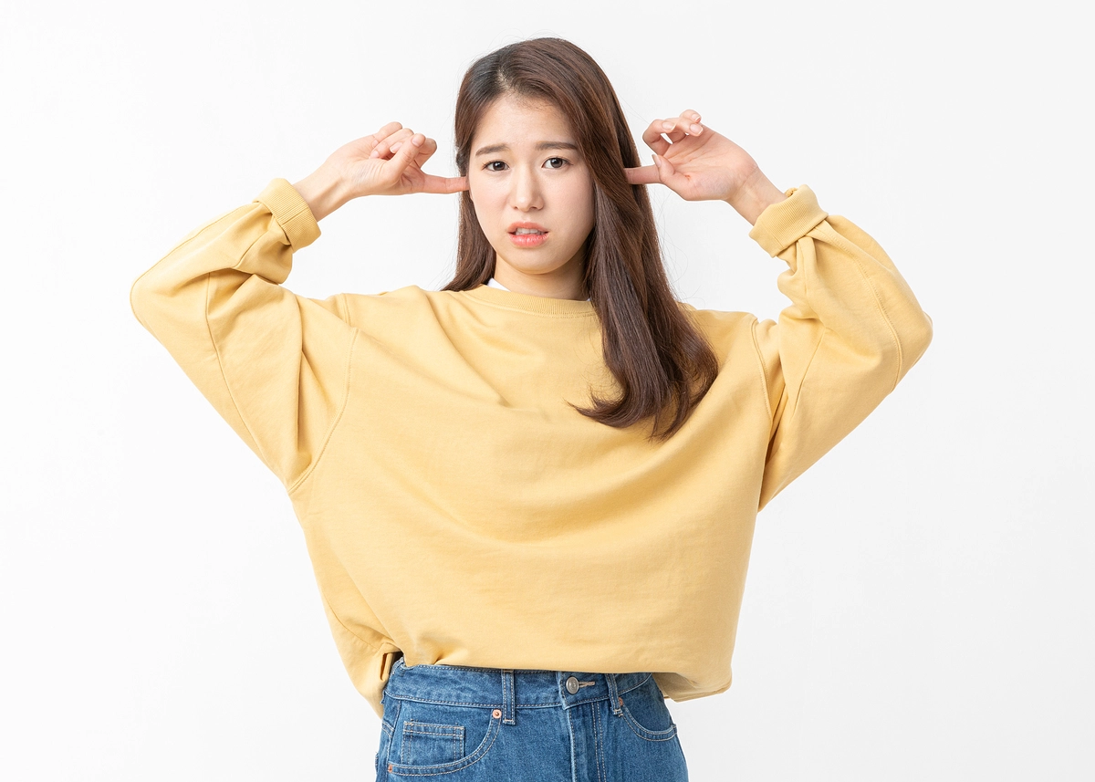 자취생 소음 줄이는 생활 습관, 밤에 더 편하게 지내는 방법