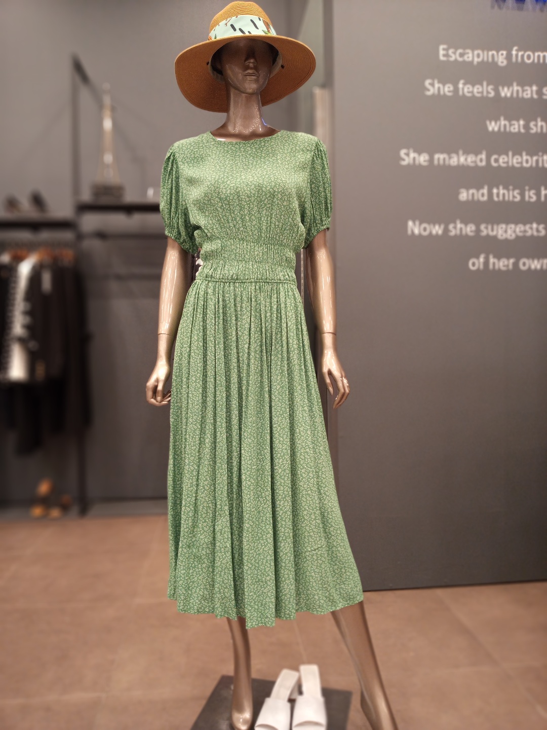 제시뉴욕 라운드넥 잔꽃패턴 허리밴딩 반팔원피스 BB6OT1260