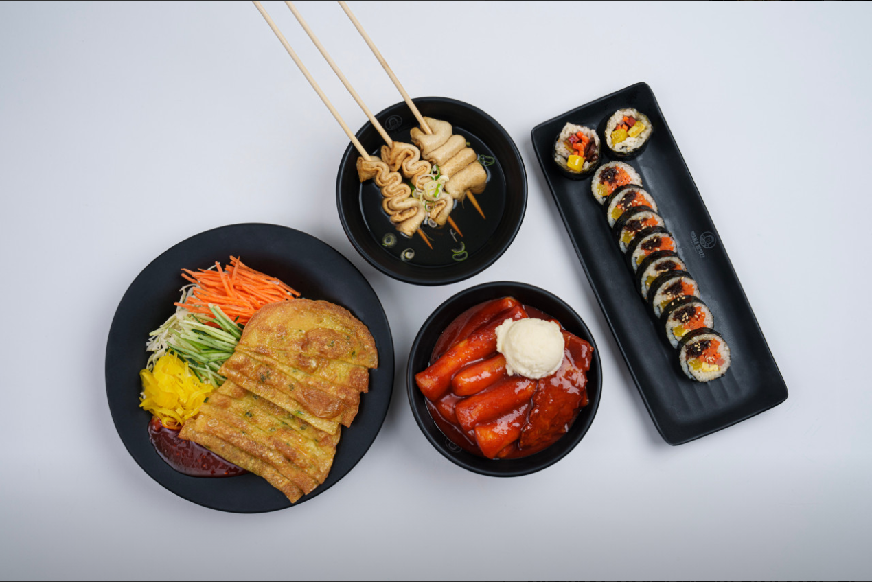 강남 떡볶이 맛집 ‘덕자네방앗간’, 4평에서 시작된 가래떡의 신화