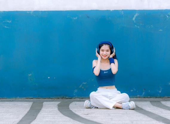 여름 쿨톤 패션 예시 사진