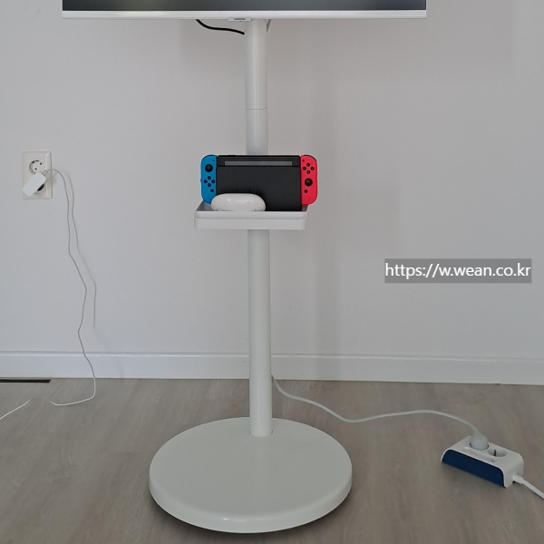 삼탠바이미에 전원이 연결되어 있습니다.