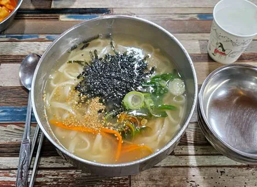 40년전통의할매손칼국수