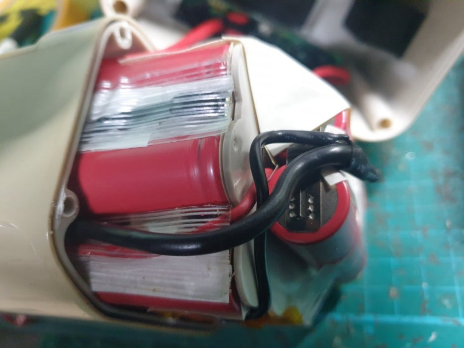 모야(Moya) 전기자전거 배터리팩 메인선 해제