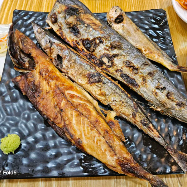생생정보 대결 맛 대 맛 모둠생선구이 vs 돌솥밥 4총사 음식점 위치