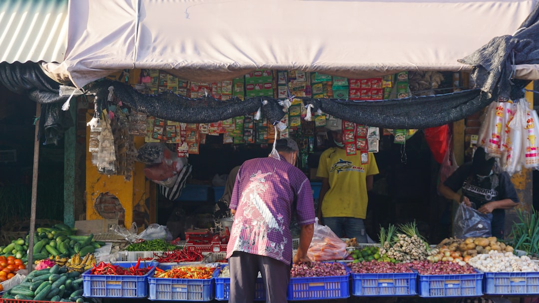Traditional market.