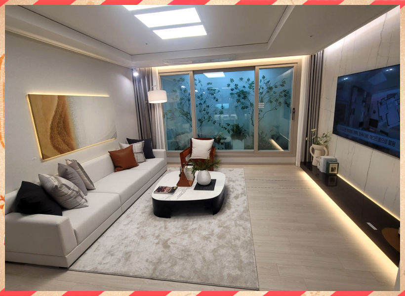 단지는 여순로, 엑스포대로 등 주요 간선도로와 가까워 여수 도심과 광양 방면 이동이 편리