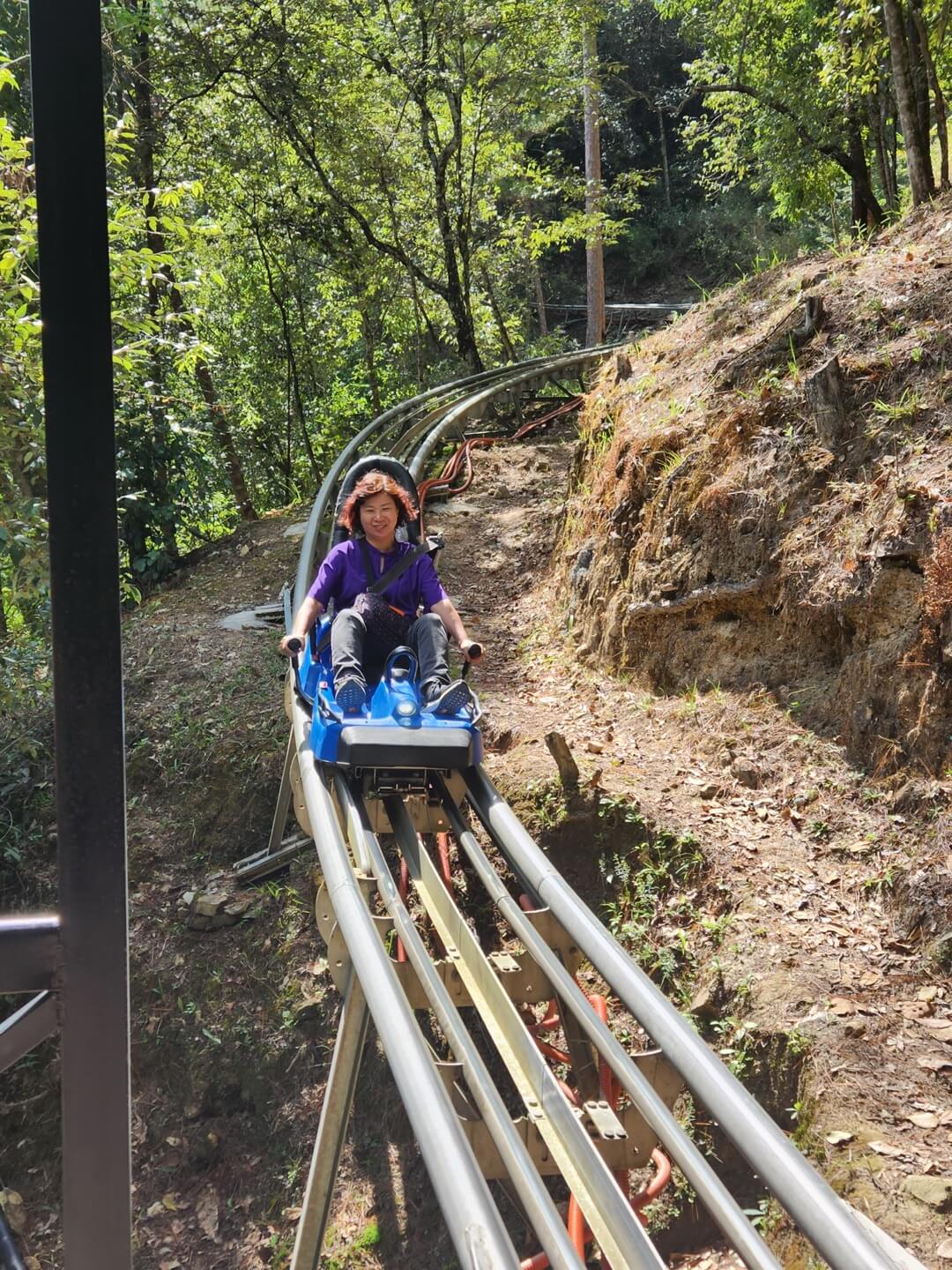 레일바이크 타는 모습