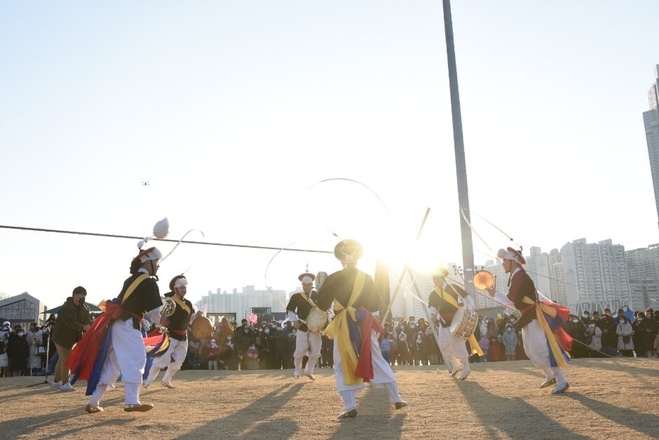 민속놀이,외줄타기,소원빌기-한국관광공사 출저