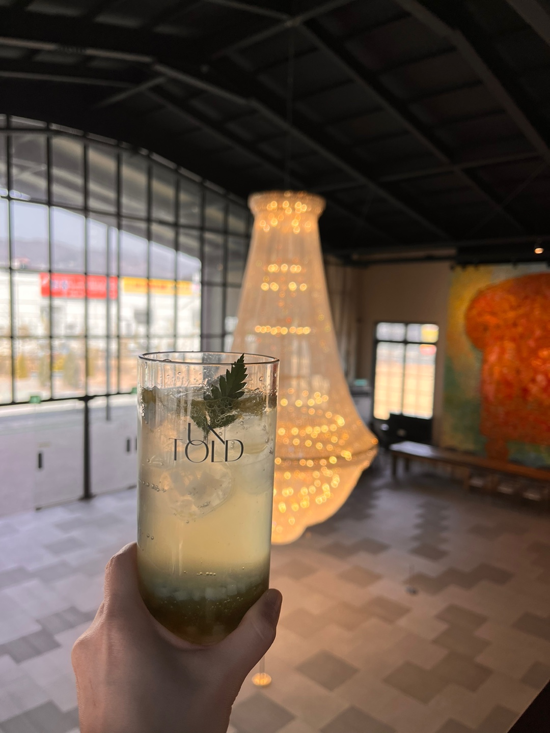 용인 대형 야외정원 베이커리 카페 '언톨드'