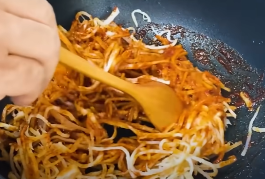 잔불로 진미채 볶기