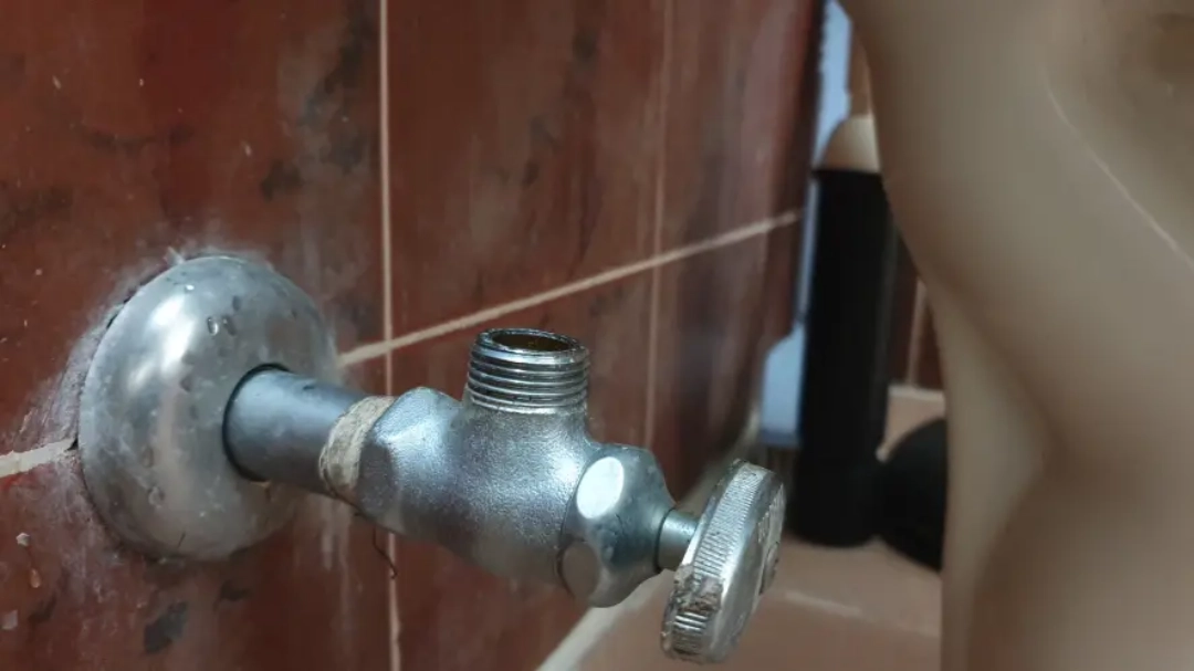 변기 물탱크 급수 밸브