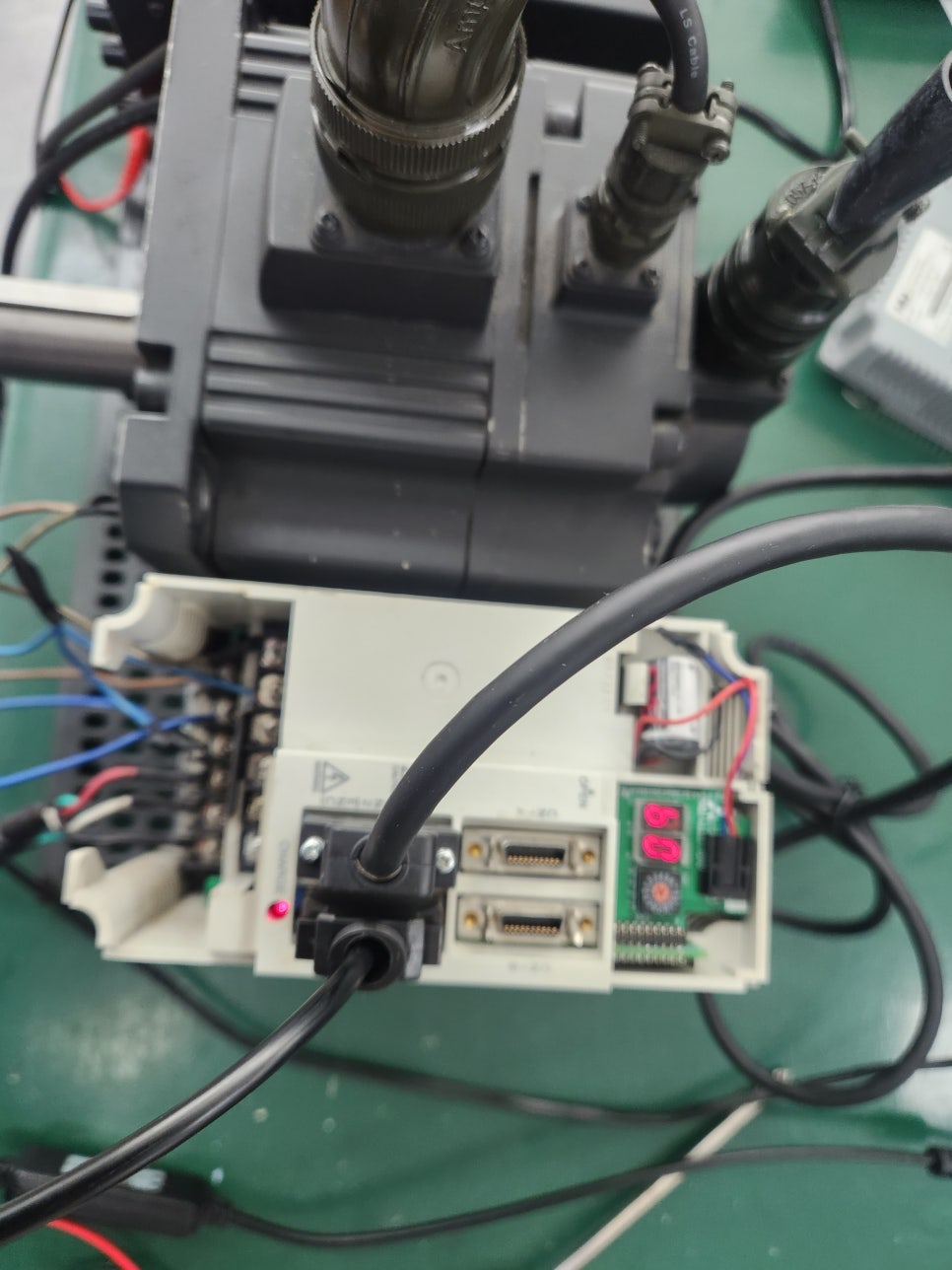 미쓰비시(MITSUBISHI) 서보드라이버 MR-J2S-200B AL32 과전류 알람 수리 완료