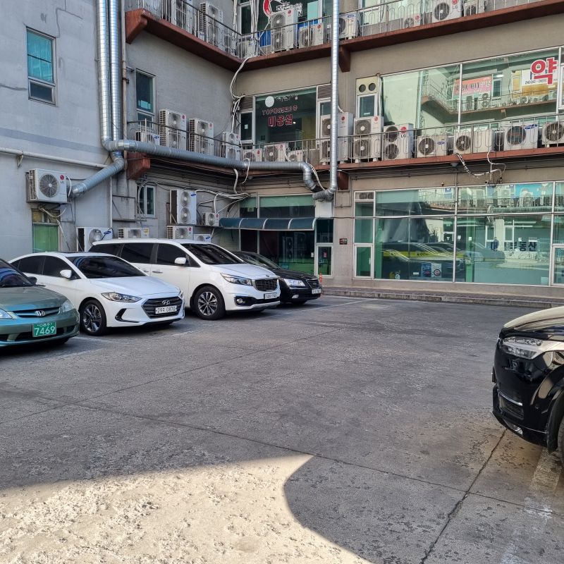 홍선생횟집-주차장