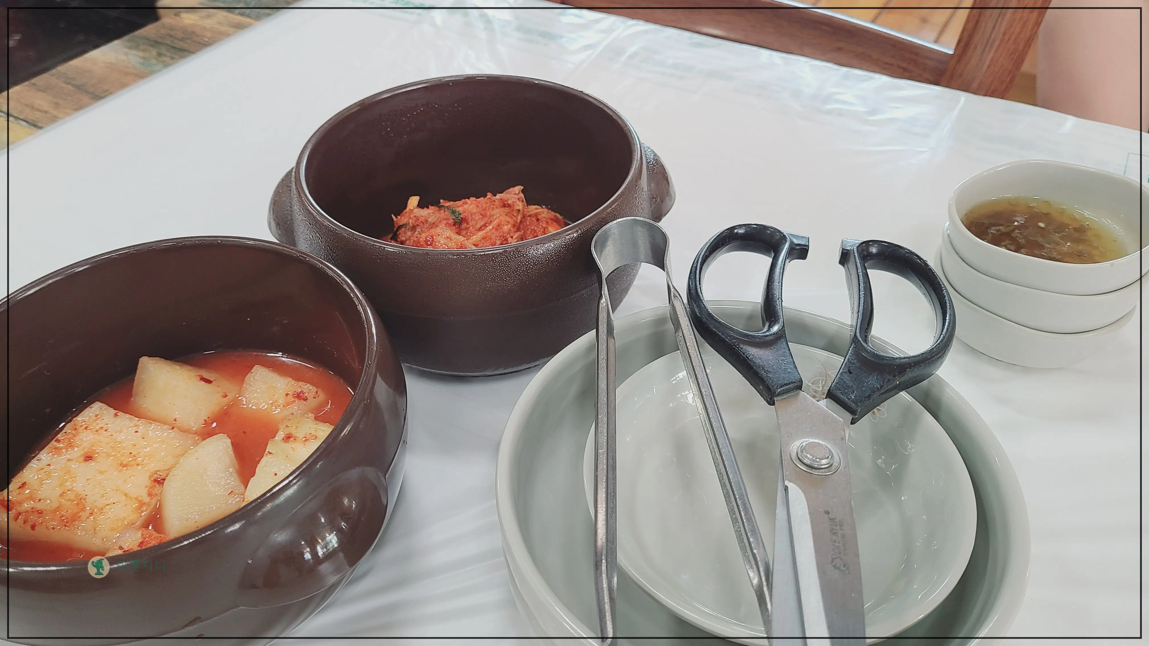 동해-한섬해수욕장근처-방일해장국-반찬