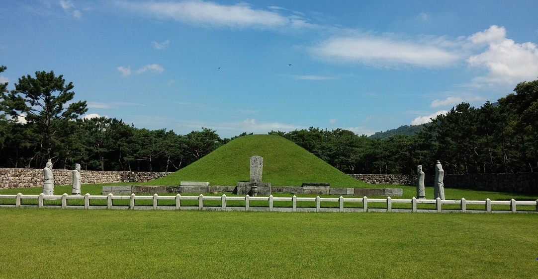 김해 수로왕릉