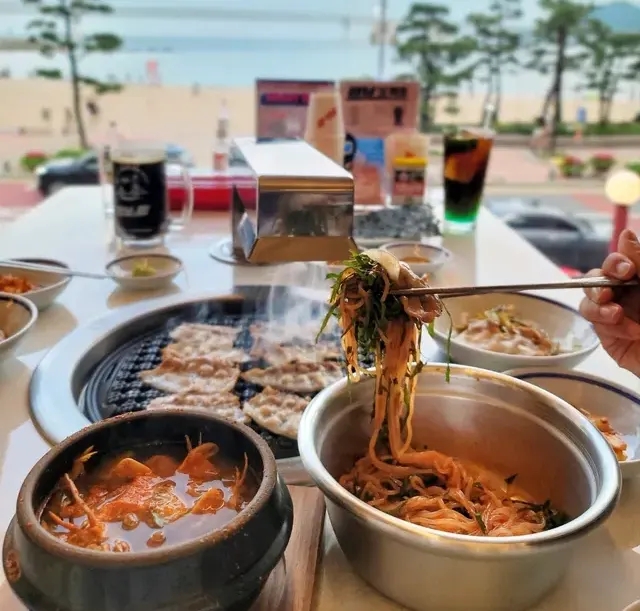 광안리 앞바다 루프탑 고기집 '태닝돈'