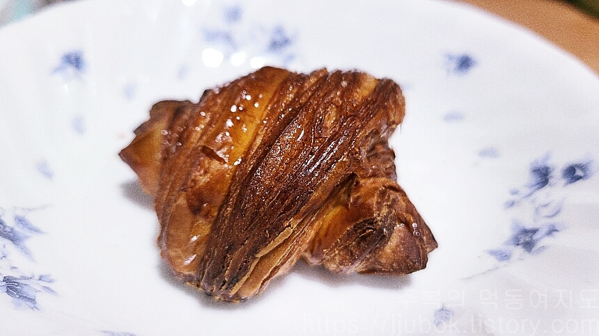 에키노마에-베이커리-미니-크루아상