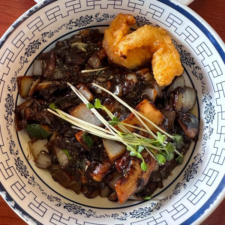 인천 차이나타운의 랜드마크, 연경