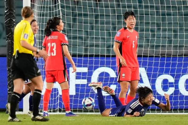 [심층분석] '지소연 벤치'의 비극&hellip; 여자축구 한일전 1-4 완패, 11년 무승 징크스 못 깨나