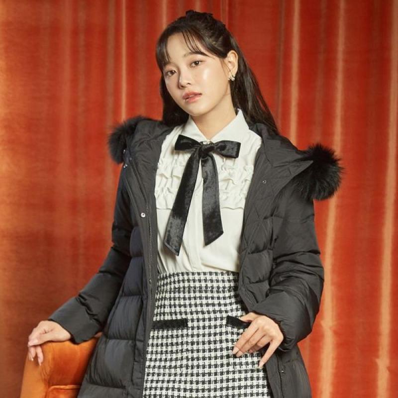 로엠 리본 타이 블라우스 RMBLC4CR18