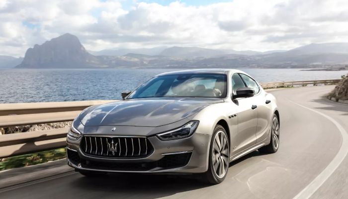 마세라티 기블리 중고차 가격 시세표 연비