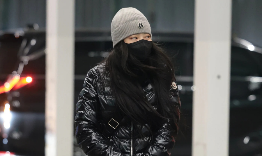 제니 몽클레어 패딩