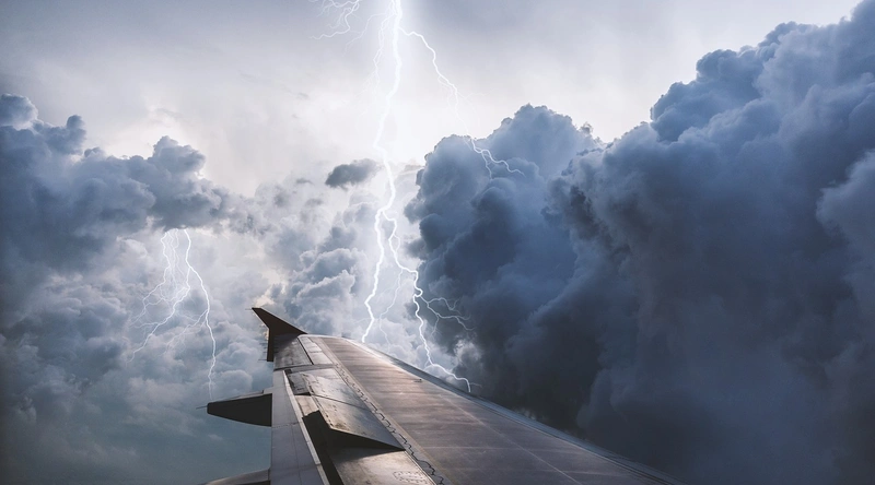 불이 나는 꿈해몽: 재물운과 변화를 암시하는 꿈의 비밀