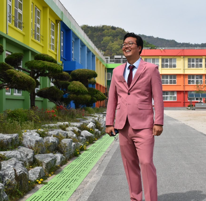 천하람 홍매화