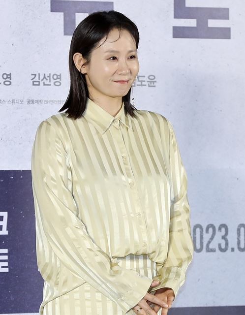 김선영