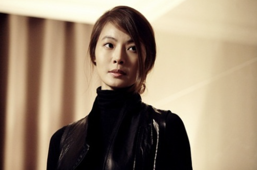 윤소이 아이리스