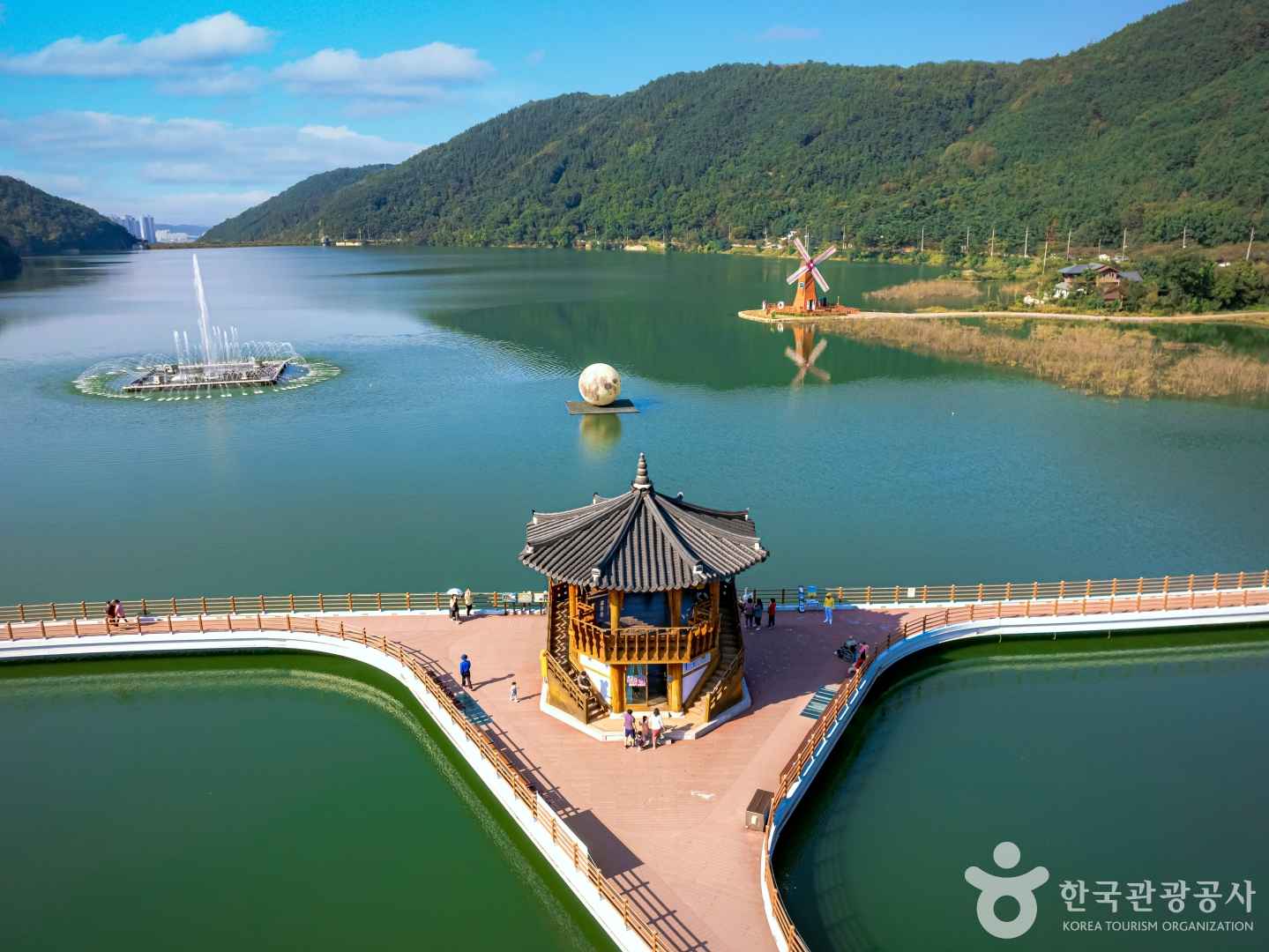 옥연지 송해공원 둘레길