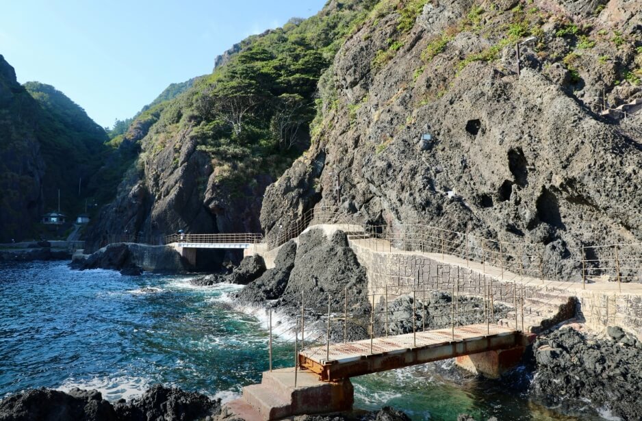 울릉도여행 울릉도배편 울릉도크루즈 울릉도 공항