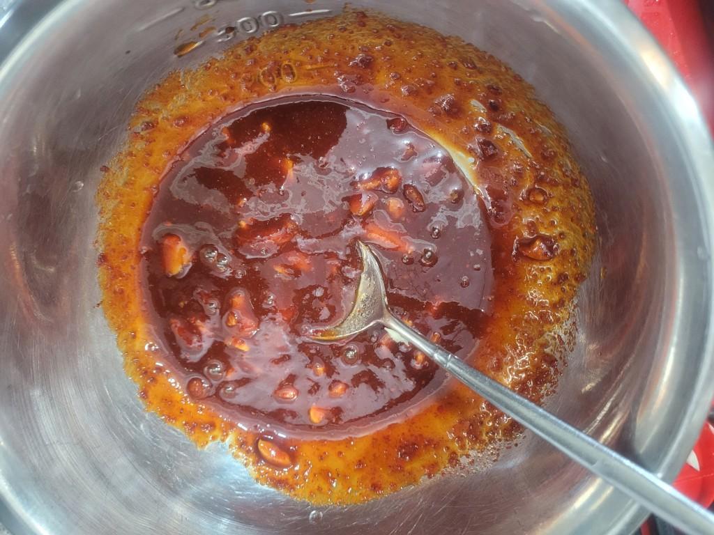 미리 섞어둔 오징어볶음 양념장 상태