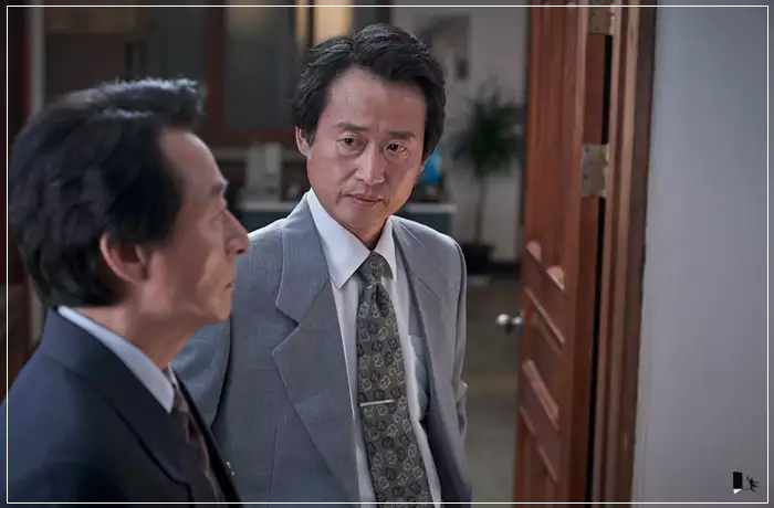 비공식작전-외무부-장관과-차관