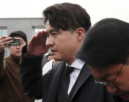 오영환 민주당 탈당 이유
