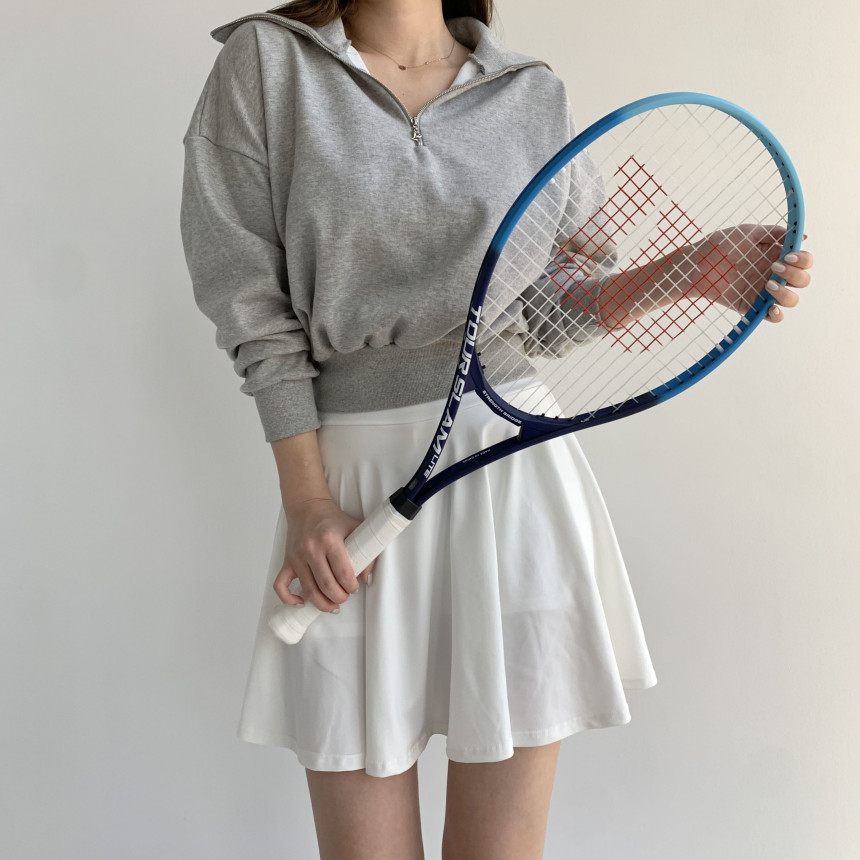 연예인들이 선보이는 건강미 넘치는 테니스 스타일링 사례