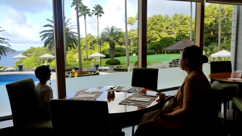 칼호텔 조식뷔페, 살레