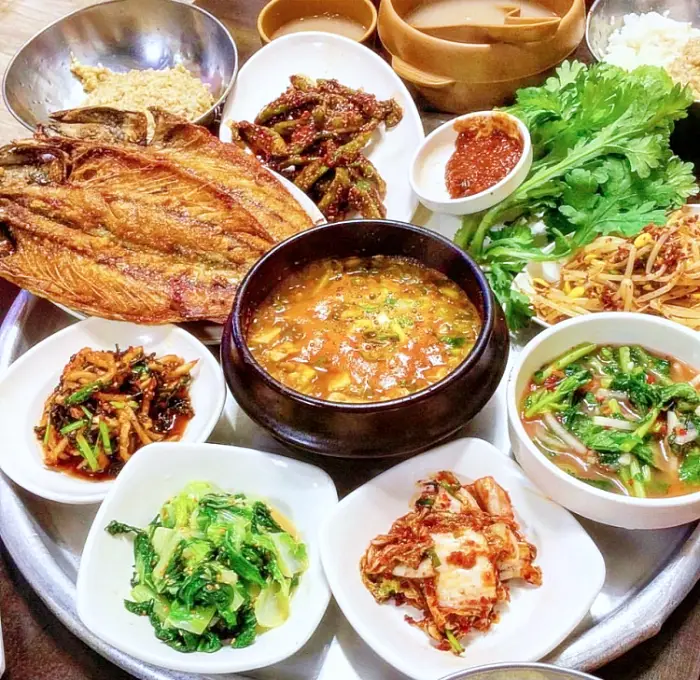 소문의맛집 현지인 추천 육천오백원 생선구이 보리밥 정식 포항 죽도시장 맛집
