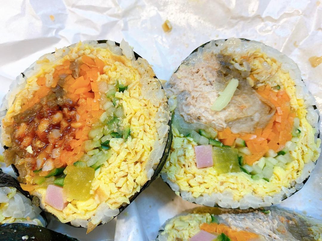 제209회 놀라운토요일 매콤진미 묵은지참지 소불고기 3종 김밥 생토마토 떡볶이 차태현 유연석 추천 놀토 서울 중곡제일시장 맛집 소개