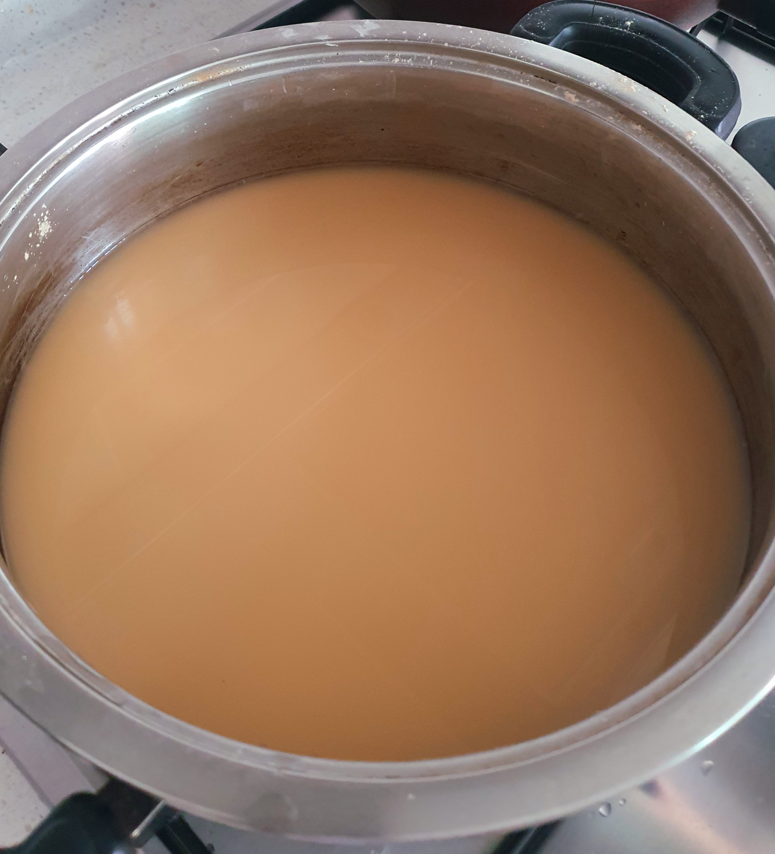 냄비는-잘-타지-않는-것으로-준비합니다.