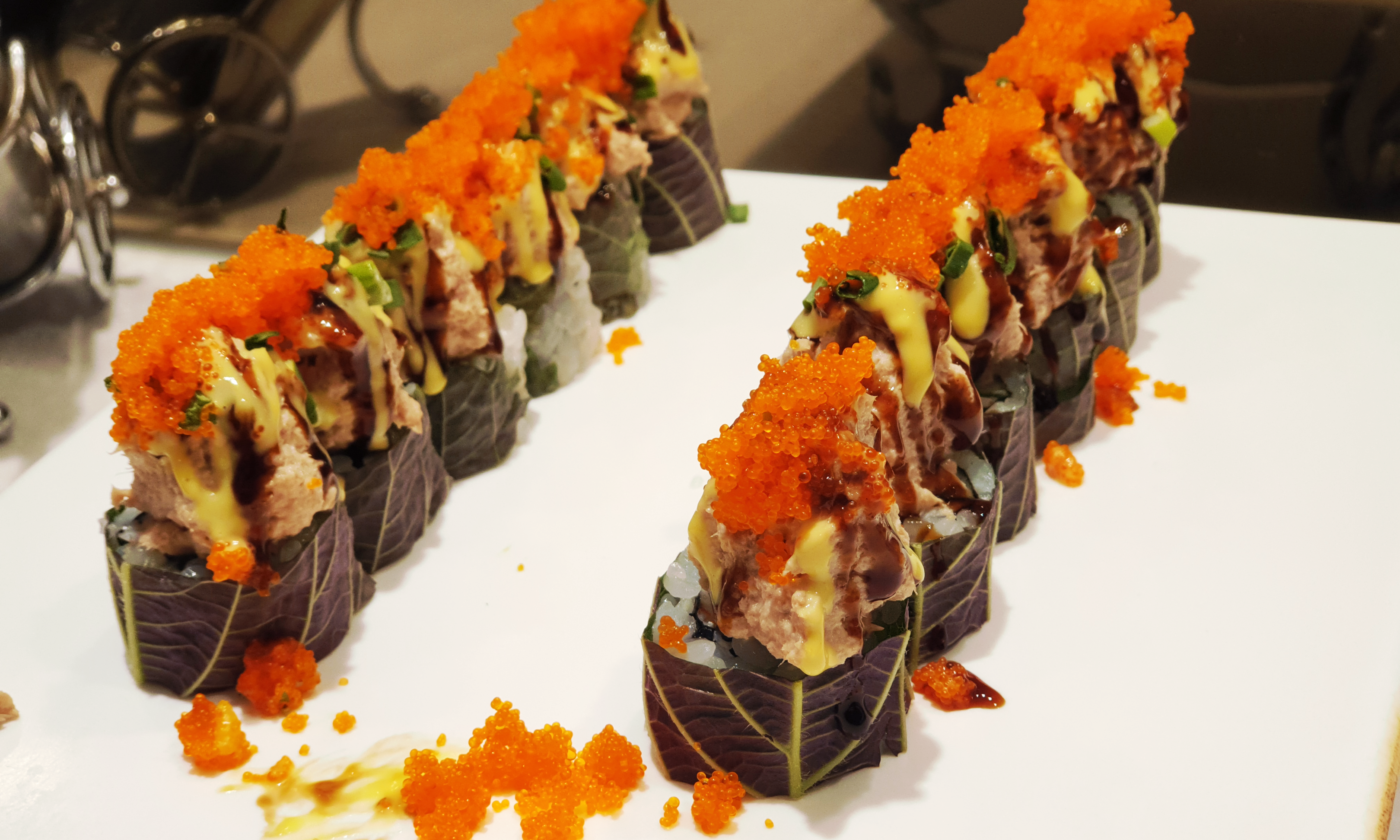 참치가-있는-롤